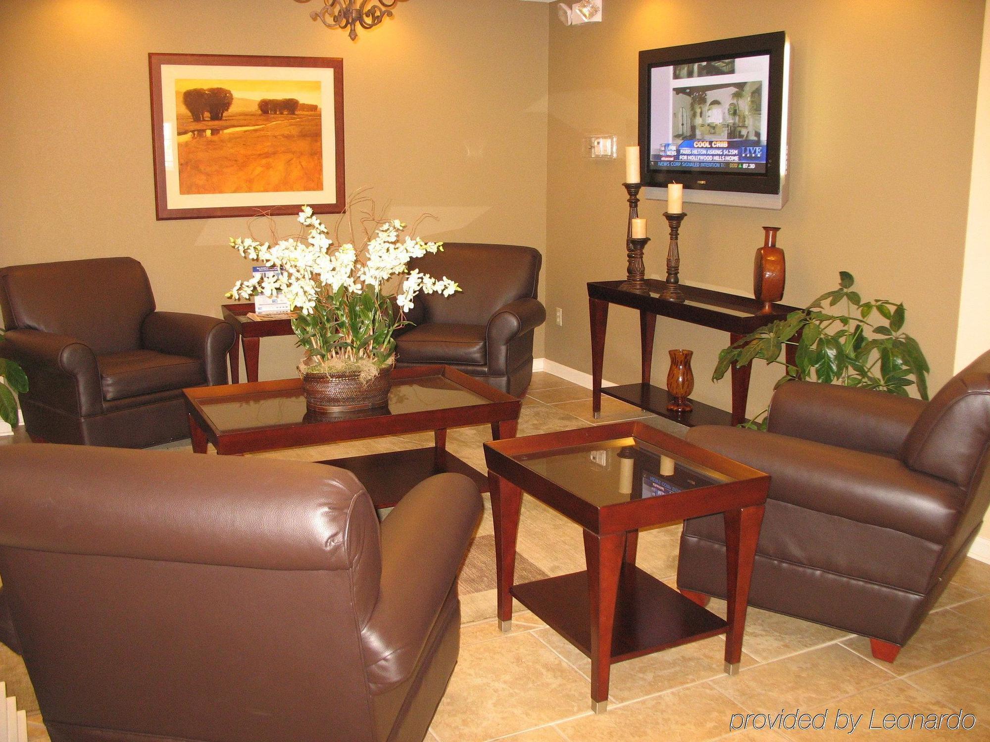 Candlewood Suites Clarksville, An Ihg Hotel Interior photo